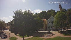 Náměstí, Hrad a Trůba