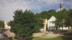 Náměstí, Hrad a Trůba