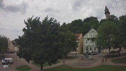 Náměstí, Hrad a Trůba