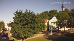 Náměstí, Hrad a Trůba
