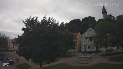 Náměstí, Hrad a Trůba