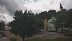 Náměstí, Hrad a Trůba