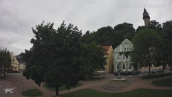 Náměstí, Hrad a Trůba