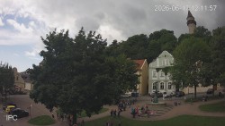 Náměstí, Hrad a Trůba