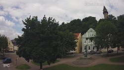 Náměstí, Hrad a Trůba
