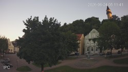 Náměstí, Hrad a Trůba