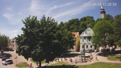 Náměstí, Hrad a Trůba