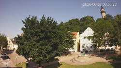 Náměstí, Hrad a Trůba