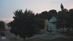 Náměstí, Hrad a Trůba