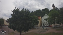 Náměstí, Hrad a Trůba
