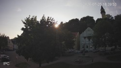 Náměstí, Hrad a Trůba