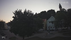 Náměstí, Hrad a Trůba