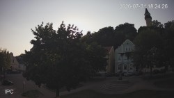 Náměstí, Hrad a Trůba