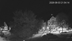 Náměstí, Hrad a Trůba