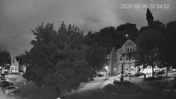 Náměstí, Hrad a Trůba