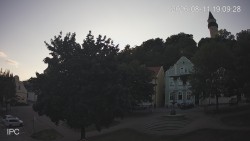 Náměstí, Hrad a Trůba