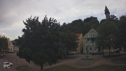 Náměstí, Hrad a Trůba