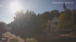 Náměstí, Hrad a Trůba