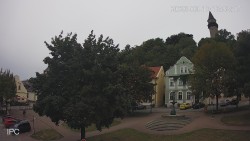 Náměstí, Hrad a Trůba