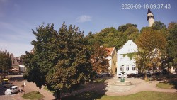 Náměstí, Hrad a Trůba
