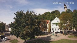 Náměstí, Hrad a Trůba
