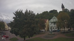 Náměstí, Hrad a Trůba