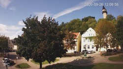 Náměstí, Hrad a Trůba