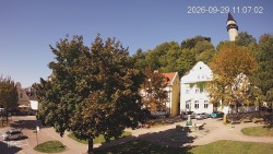 Náměstí, Hrad a Trůba