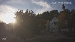 Náměstí, Hrad a Trůba