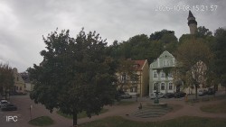Náměstí, Hrad a Trůba
