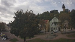 Náměstí, Hrad a Trůba