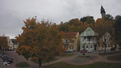Náměstí, Hrad a Trůba