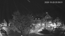 Náměstí, Hrad a Trůba
