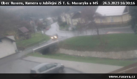 Ski Areál Rusava - Kamera u Jubilejní ZŠ T. G. Masaryka a MŠ - 24.3.2023 v 16:30