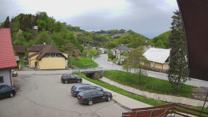 Obec Rusava - Kamera u Jubilejní ZŠ T. G. Masaryka a MŠ - 16.4.2024 v 07:00 Obec Rusava - Kamera u Jubilejní ZŠ T. G. Masaryka a MŠ - 16.4.2024 v 07:00