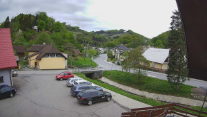 Obec Rusava - Kamera u Jubilejní ZŠ T. G. Masaryka a MŠ - 16.4.2024 v 09:00 Obec Rusava - Kamera u Jubilejní ZŠ T. G. Masaryka a MŠ - 16.4.2024 v 09:00