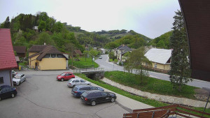 Obec Rusava - Kamera u Jubilejní ZŠ T. G. Masaryka a MŠ - 16.4.2024 v 12:00 Obec Rusava - Kamera u Jubilejní ZŠ T. G. Masaryka a MŠ - 16.4.2024 v 12:00