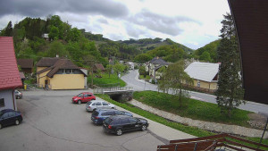 Obec Rusava - Kamera u Jubilejní ZŠ T. G. Masaryka a MŠ - 16.4.2024 v 15:00 Obec Rusava - Kamera u Jubilejní ZŠ T. G. Masaryka a MŠ - 16.4.2024 v 15:00