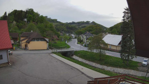 Obec Rusava - Kamera u Jubilejní ZŠ T. G. Masaryka a MŠ - 16.4.2024 v 19:00 Obec Rusava - Kamera u Jubilejní ZŠ T. G. Masaryka a MŠ - 16.4.2024 v 19:00