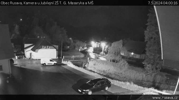 Obec Rusava - Kamera u Jubilejní ZŠ T. G. Masaryka a MŠ - 7.5.2024 v 04:00