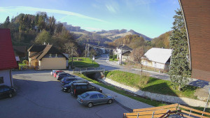 Obec Rusava - Kamera u Jubilejní ZŠ T. G. Masaryka a MŠ - 7.11.2024 v 09:00 Obec Rusava - Kamera u Jubilejní ZŠ T. G. Masaryka a MŠ - 7.11.2024 v 09:00