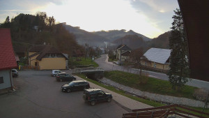 Obec Rusava - Kamera u Jubilejní ZŠ T. G. Masaryka a MŠ - 7.11.2024 v 16:00 Obec Rusava - Kamera u Jubilejní ZŠ T. G. Masaryka a MŠ - 7.11.2024 v 16:00