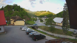 Obec Rusava - Kamera u Jubilejní ZŠ T. G. Masaryka a MŠ - 2.5.2025 v 06:00 Obec Rusava - Kamera u Jubilejní ZŠ T. G. Masaryka a MŠ - 2.5.2025 v 06:00