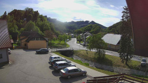 Obec Rusava - Kamera u Jubilejní ZŠ T. G. Masaryka a MŠ - 2.5.2025 v 16:00 Obec Rusava - Kamera u Jubilejní ZŠ T. G. Masaryka a MŠ - 2.5.2025 v 16:00