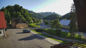 Obec Rusava - Kamera u Jubilejní ZŠ T. G. Masaryka a MŠ - 14.6.2025 v 19:00 Obec Rusava - Kamera u Jubilejní ZŠ T. G. Masaryka a MŠ - 14.6.2025 v 19:00