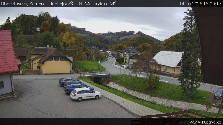 Obec Rusava - Kamera u Jubilejní ZŠ T. G. Masaryka a MŠ - 14.10.2025 v 15:00 Obec Rusava - Kamera u Jubilejní ZŠ T. G. Masaryka a MŠ - 14.10.2025 v 15:00