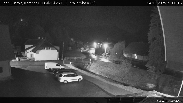 Obec Rusava - Kamera u Jubilejní ZŠ T. G. Masaryka a MŠ - 14.10.2025 v 21:00 Obec Rusava - Kamera u Jubilejní ZŠ T. G. Masaryka a MŠ - 14.10.2025 v 21:00