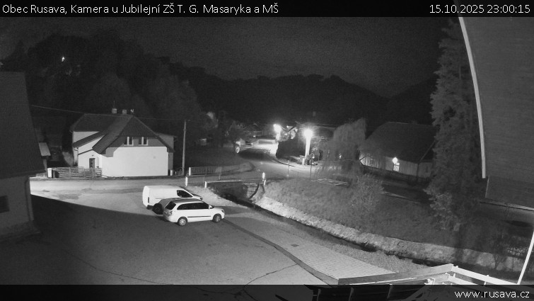 Obec Rusava - Kamera u Jubilejní ZŠ T. G. Masaryka a MŠ - 15.10.2025 v 23:00 Obec Rusava - Kamera u Jubilejní ZŠ T. G. Masaryka a MŠ - 15.10.2025 v 23:00