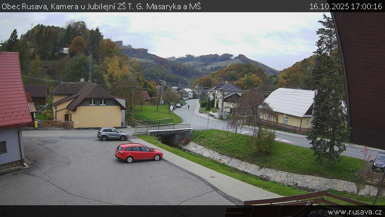 Obec Rusava - Kamera u Jubilejní ZŠ T. G. Masaryka a MŠ - 16.10.2025 v 17:00 Obec Rusava - Kamera u Jubilejní ZŠ T. G. Masaryka a MŠ - 16.10.2025 v 17:00