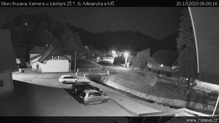 Obec Rusava - Kamera u Jubilejní ZŠ T. G. Masaryka a MŠ - 20.10.2025 v 06:00 Obec Rusava - Kamera u Jubilejní ZŠ T. G. Masaryka a MŠ - 20.10.2025 v 06:00